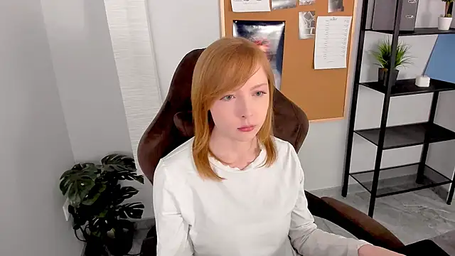 CherryCrushLove online show from April 30, 6:07 am