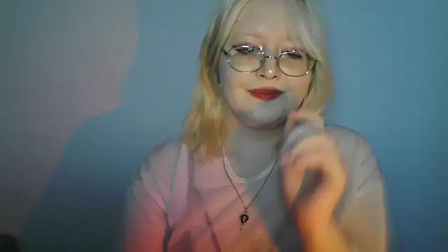 Elayne Sweet online show from June 18, 9:14 am