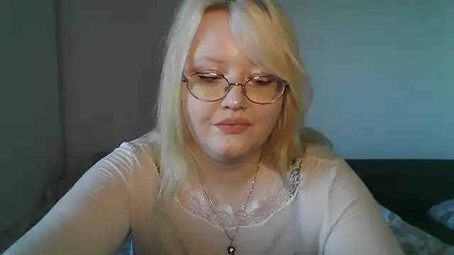 Elayne Sweet online show from May 6, 6:06 am