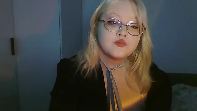 Elayne Sweet online show from June 14, 6:03 am