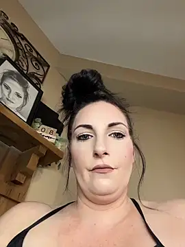 taylorsunshine online show from June 9, 12:32 am