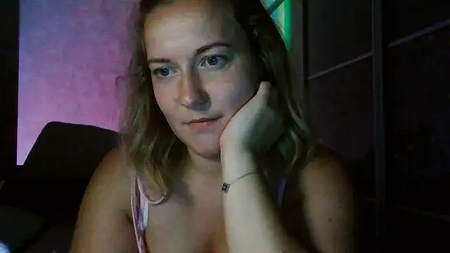 TinaKittyX online show from July 28, 8:52 pm