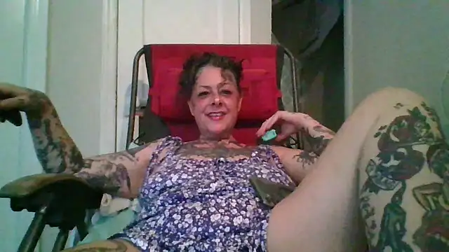Kitty bang online show from July 15, 10:25 pm