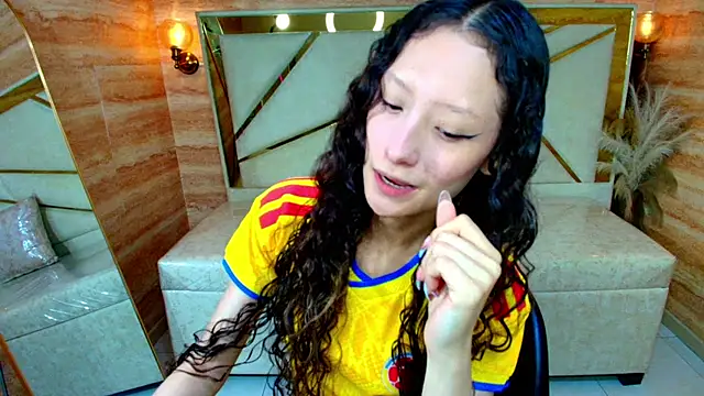 abby  r online show from July 7, 1:03 pm