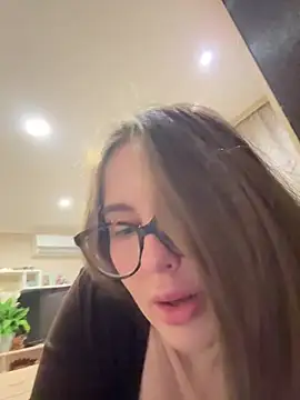 Lindasix online show from May 10, 7:27 pm
