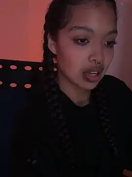 MIAHREINS online show from May 1, 5:54 am