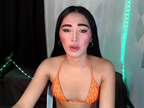urasiankylie online show from June 12, 5:54 pm