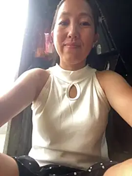 Huonglyna online show from July 27, 11:57 pm