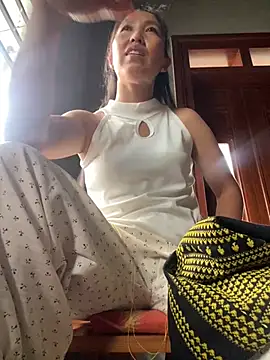 Huonglyna online show from July 29, 8:03 am