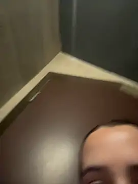 MiaKittyx0 online show from May 15, 10:56 pm