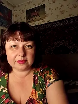 AuroKaria online show from April 25, 5:43 pm
