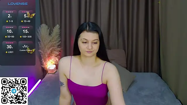 JennyJordans online show from April 24, 1:30 am