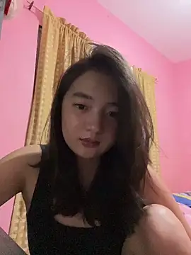 onlykays  online show from April 19, 1:11 pm