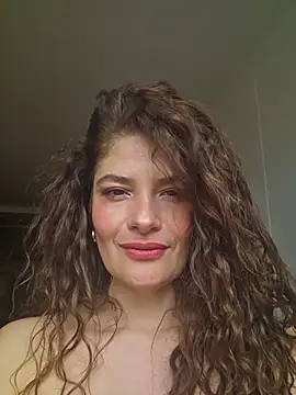 CelineBoyer  online show from April 17, 9:50 pm