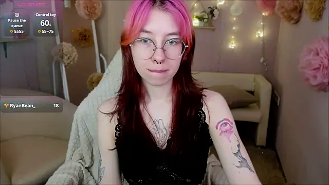 Alice Nyx online show from May 15, 9:17 pm