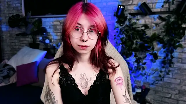 Alice Nyx online show from April 22, 8:50 pm