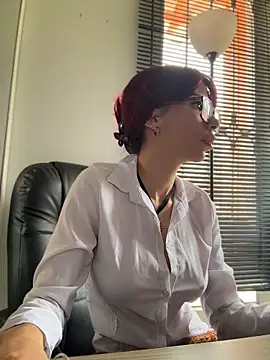 AlmaSajor  online show from April 27, 2:47 pm