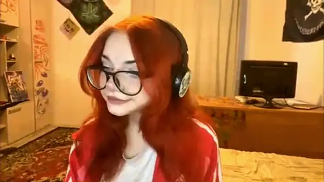 RedHeadCat online show from May 11, 4:48 pm