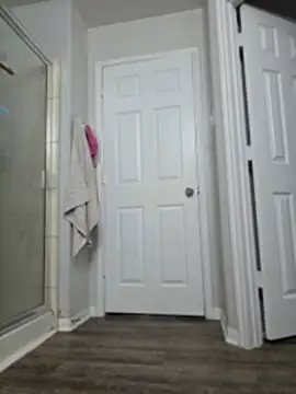 ItsAuroraBorealis online show from May 27, 1:57 am