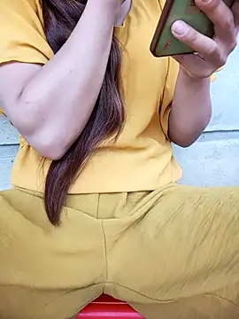 minachao121 online show from April 14, 9:20 am