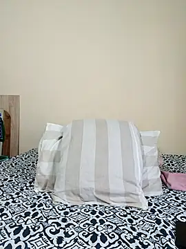 EbonySexySlimxxx online show from May 7, 11:58 am