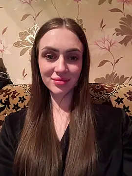 AlinaLove3213 online show from July 11, 8:20 pm