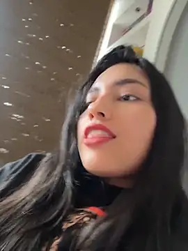 VioletRousee online show from June 8, 6:52 pm