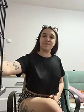 RiannaBrown online show from April 16, 3:07 am