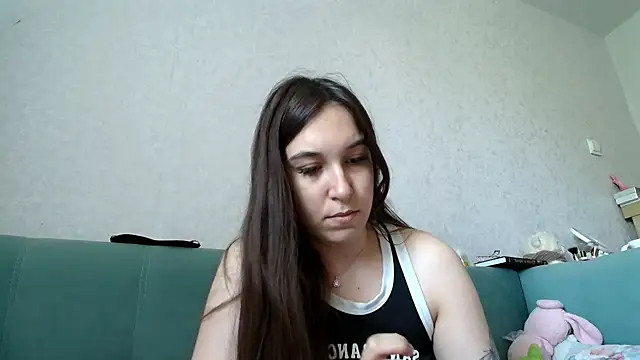 RiannaBrown online show from June 18, 4:03 am