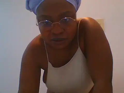 TwerkingTemptress online show from April 21, 10:17 pm