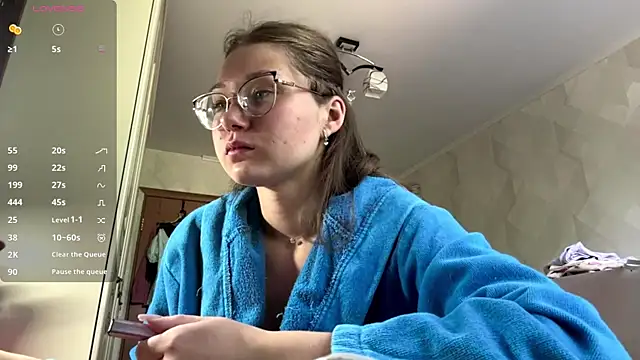 UncaringArtery online show from July 14, 6:18 am