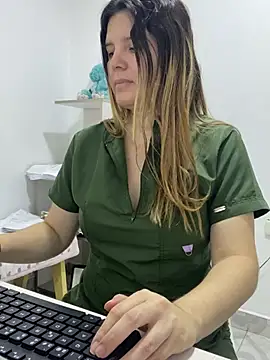 amelia 16 online show from August 3, 8:14 pm