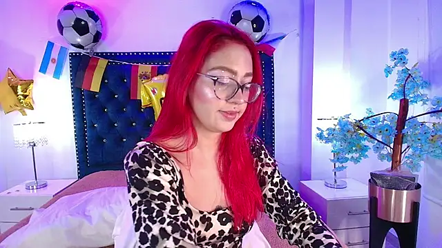 Amelie adams online show from July 2, 11:16 am