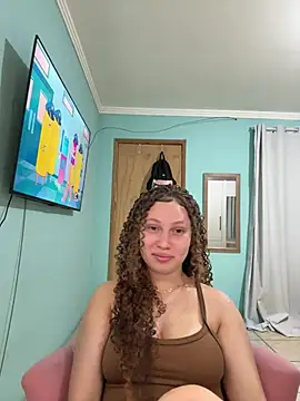 sophiiahot online show from June 3, 4:45 pm