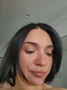 LucyHotty  online show from April 13, 10:16 am