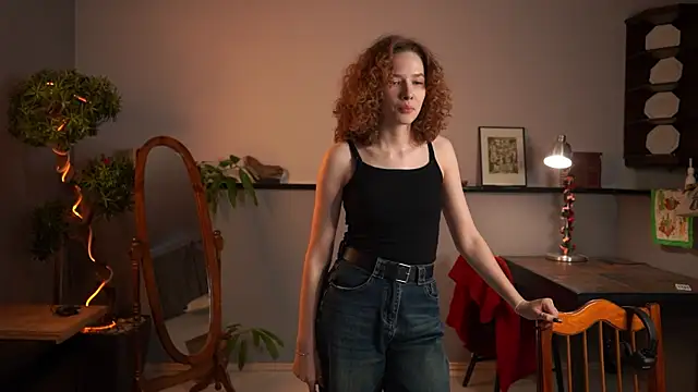 AgathaCarra online show from April 22, 2:03 pm