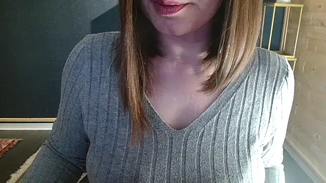 NicoleLove  online show from June 7, 2:18 am