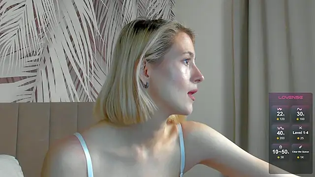 Lizzyvega online show from May 8, 1:53 am