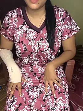 Tamilmoon006 online show from May 14, 6:58 pm