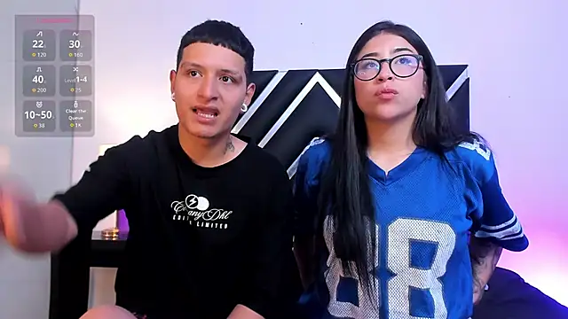 TomAndGia online show from April 15, 11:55 am