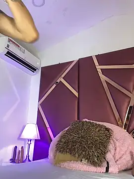 ZoeHarpers online show from July 1, 12:26 pm