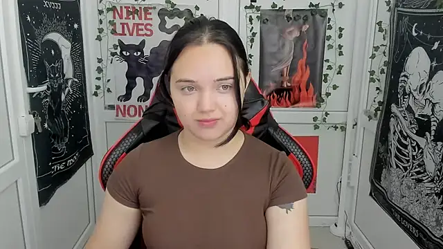 Caroline cutte online show from July 26, 6:43 am