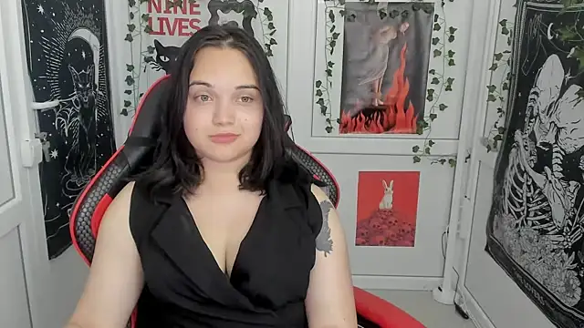 Caroline cutte online show from August 3, 9:04 am