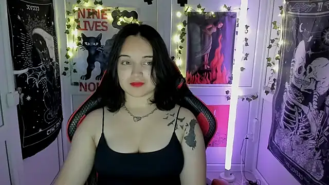 Caroline cutte online show from June 22, 6:54 am