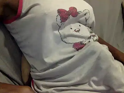 RayanneCampbell-25cm online show from May 1, 10:13 pm
