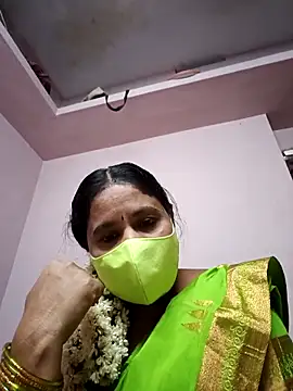 Tamilaunty35 online show from May 10, 4:42 pm