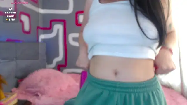 vero doll12 online show from May 6, 1:48 pm