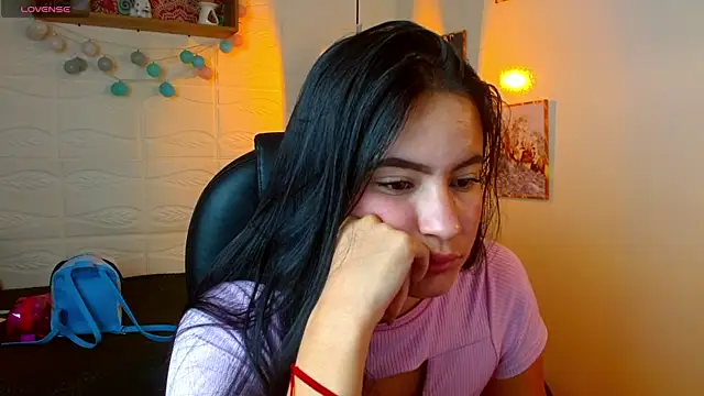 rosaleia  online show from June 5, 6:52 am