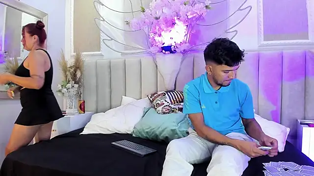 wild loverss online show from April 21, 9:00 pm