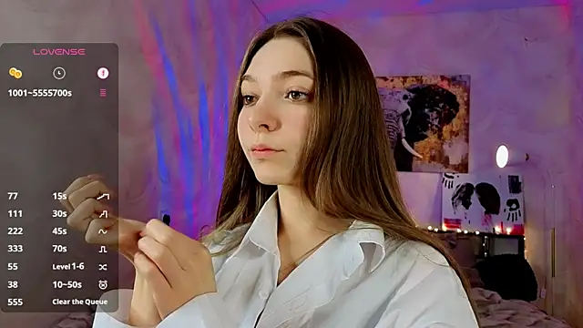 AuraLune   online show from June 6, 2:56 pm